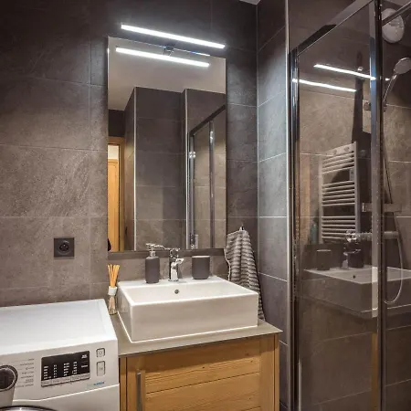 Apartment Bel 4* Avec Jardin Prive, A 350m De La Flegere, Wifi, Parking - Fr-1-343-213 Chamonix